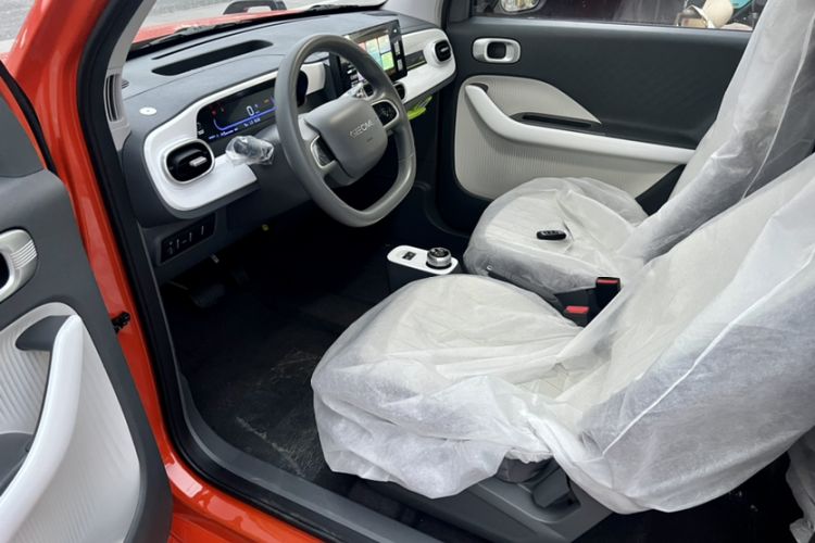 Used Geely Galaxy Panda 2025 210km Panda Rider Interior 3