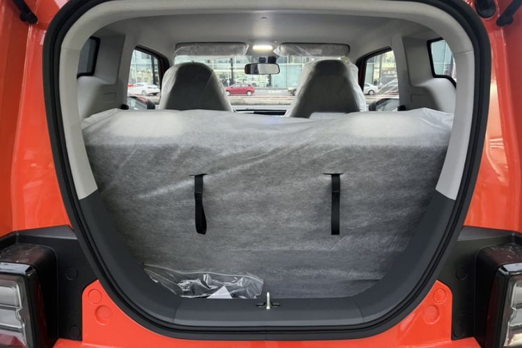 Used Geely Galaxy Panda 2025 210km Panda Rider Interior 4