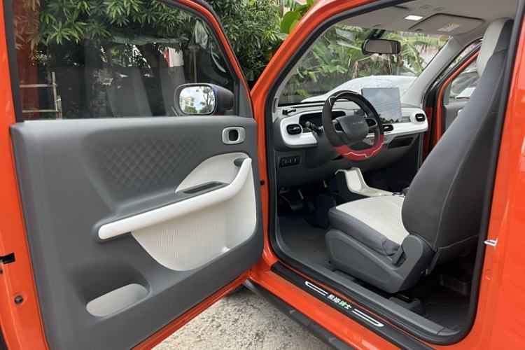 Used Geely Galaxy Panda 2025 210km Panda Rider Interior 4