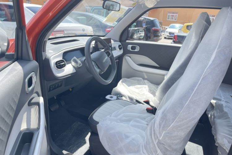 Used Geely Galaxy Panda 2025 210km Panda Rider Interior 7