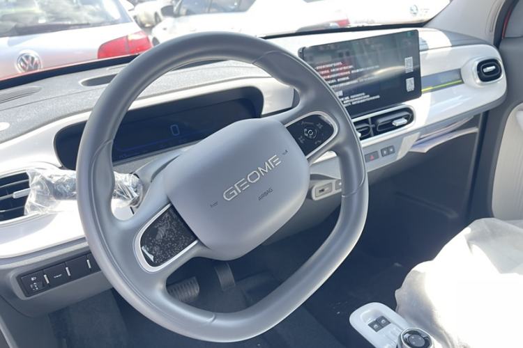 Used Geely Galaxy Panda 2025 210km Panda Rider Interior 9