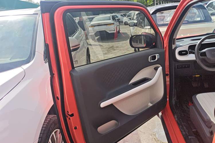 Used Geely Galaxy Panda 2025 210km Panda Rider Left Front Door Interior
