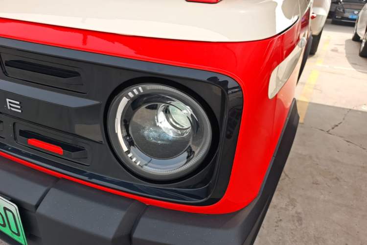 Used Geely Galaxy Panda 2025 210km Panda Rider Left Front Headlight