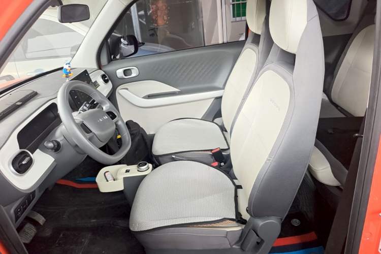 Used Geely Galaxy Panda 2025 210km Panda Rider Left Front Seat
