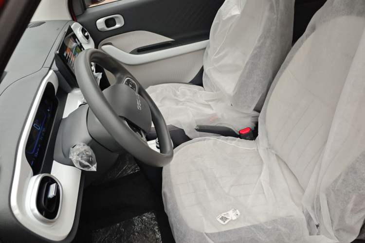 Used Geely Galaxy Panda 2025 210km Panda Rider Left Front Seat