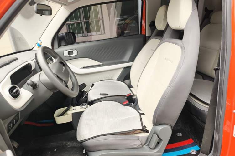 Used Geely Galaxy Panda 2025 210km Panda Rider Left Front Seat