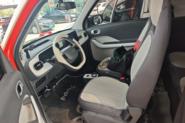 Used Geely Galaxy Panda 2025 210km Panda Rider Left Front Seat