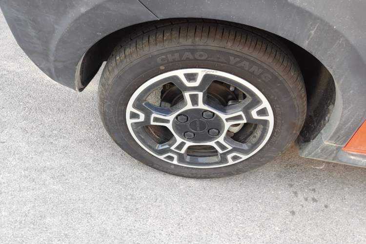 Used Geely Galaxy Panda 2025 210km Panda Kart Left Front Wheel Hub