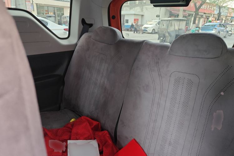 Used Geely Galaxy Panda 2025 210km Panda Rider Left Rear Seat