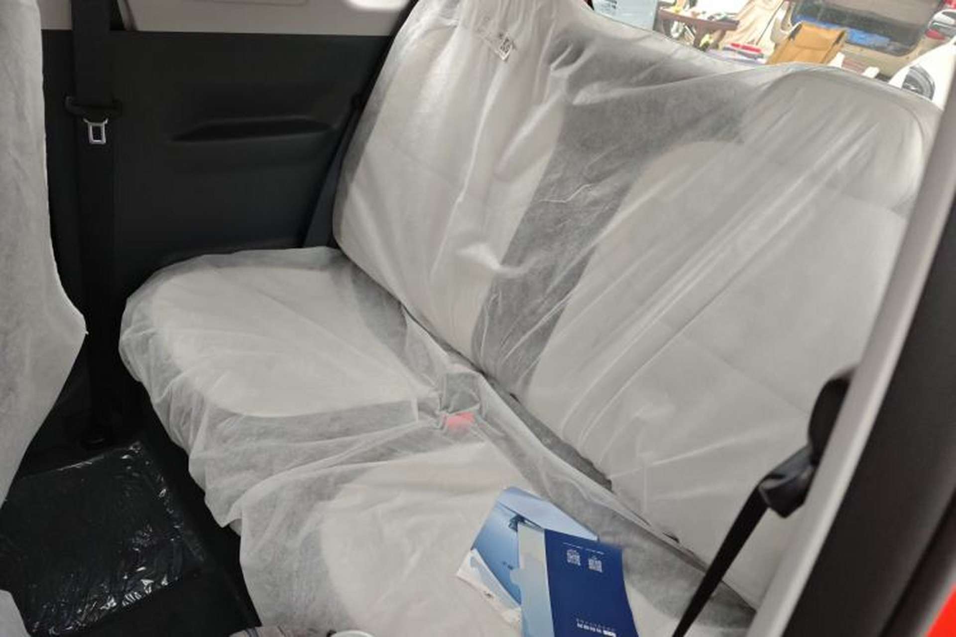 Used Geely Galaxy Panda 2025 210km Panda Rider Left Rear Seat