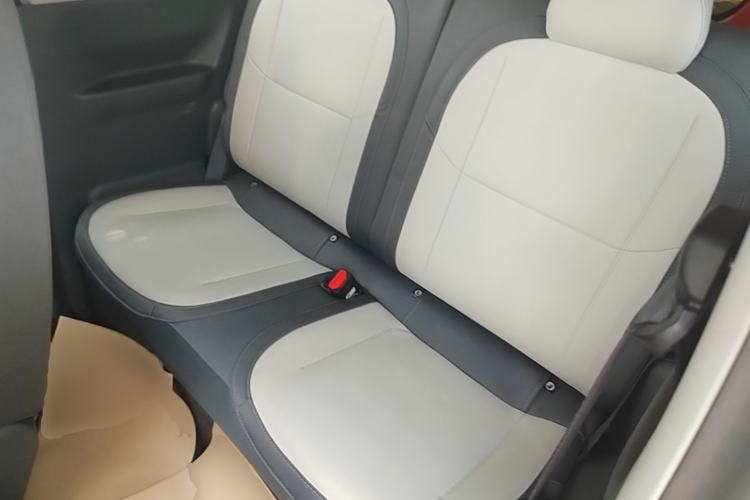 Used Geely Galaxy Panda 2025 210km Panda Rider Left Rear Seat