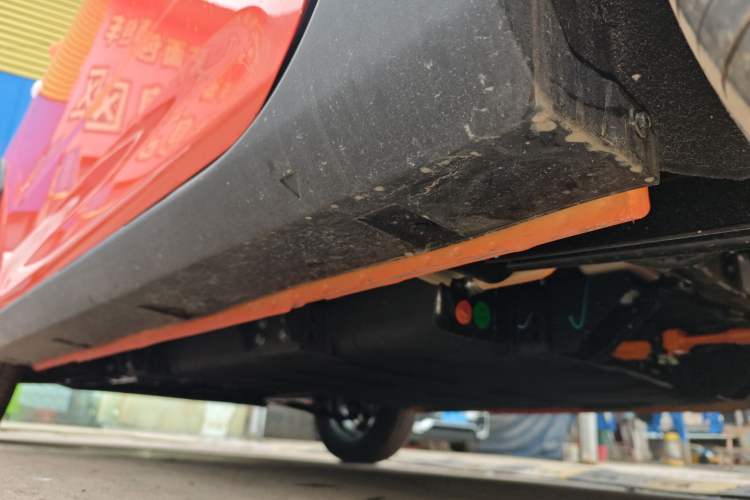 Used Geely Galaxy Panda 2025 210km Panda Rider Left Side Sill