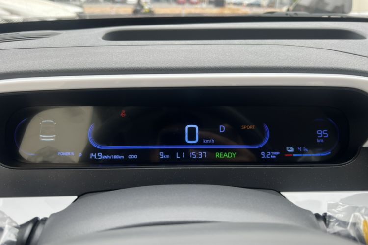 Used Geely Galaxy Panda 2025 210km Panda Rider Odometer Close Up