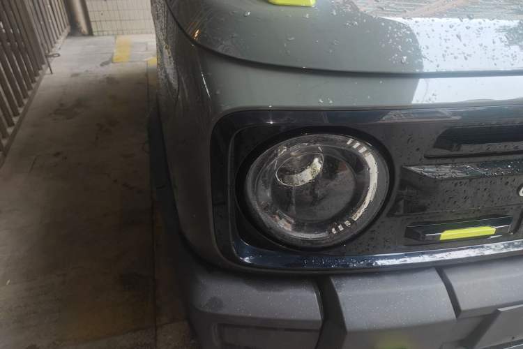Used Geely Galaxy Panda 2025 210km Panda Rider Right Front Headlight