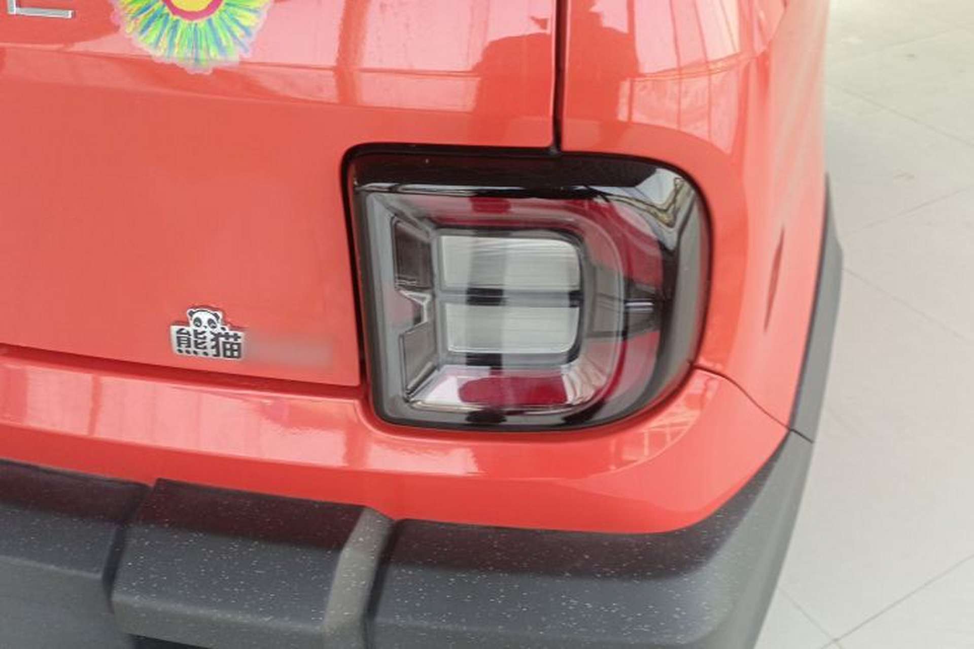 Used Geely Galaxy Panda 2025 210km Panda Rider Right Rear Taillight