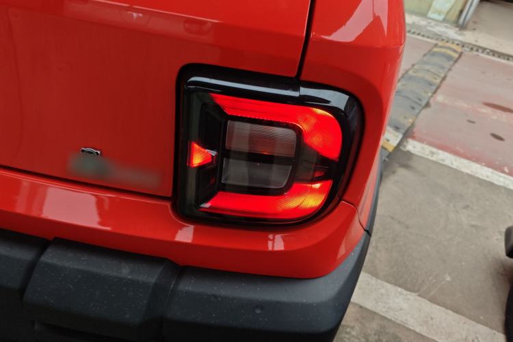 Used Geely Galaxy Panda 2025 210km Panda Rider Right Rear Taillight