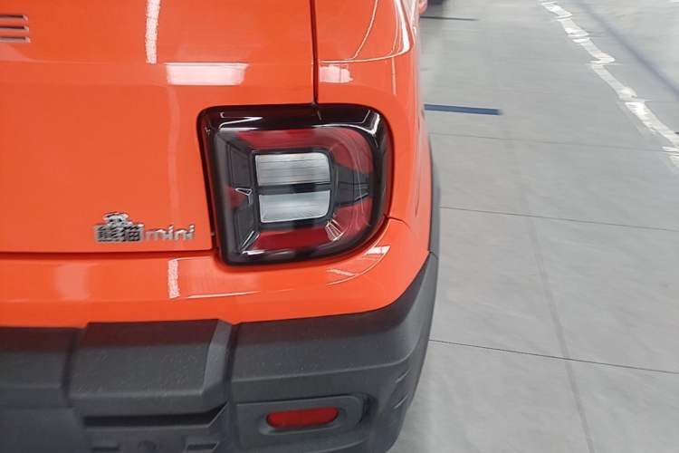 Used Geely Galaxy Panda 2025 210km Panda Rider Right Rear Taillight