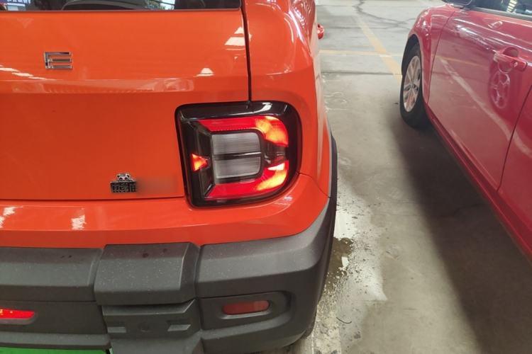 Used Geely Galaxy Panda 2025 210km Panda Rider Right Rear Taillight
