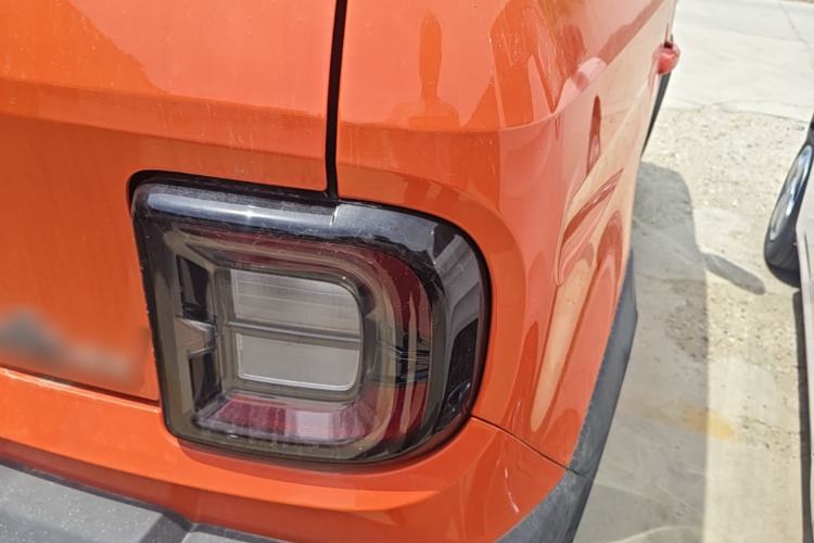 Used Geely Galaxy Panda 2025 210km Panda Rider Right Rear Taillight