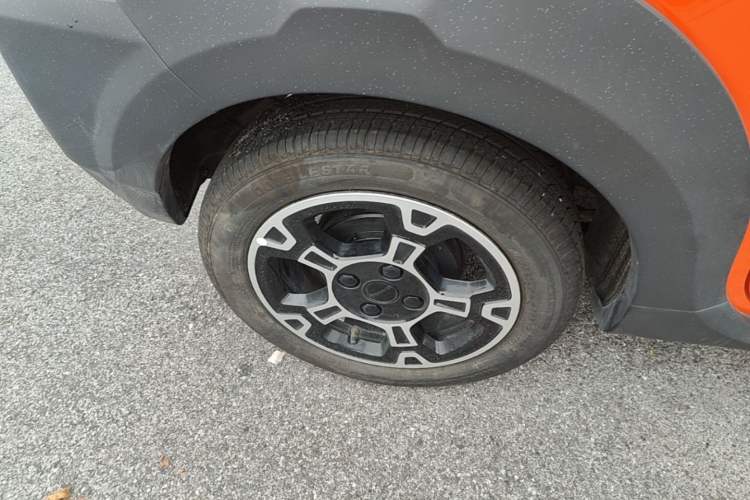 Used Geely Galaxy Panda 2025 210km Panda Rider Right Rear Wheel Hub