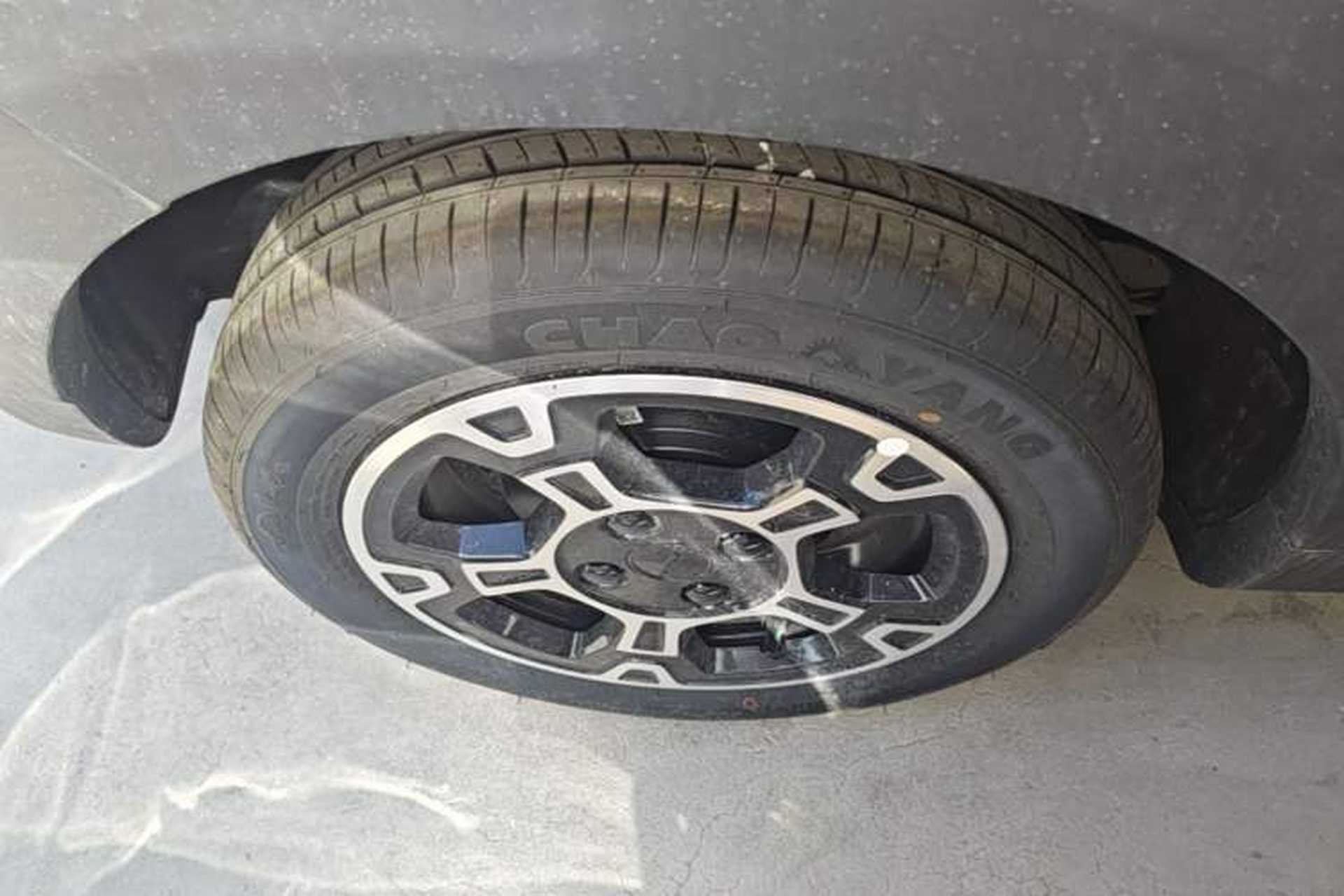 Used Geely Galaxy Panda 2025 210km Panda Rider Right Rear Wheel Hub