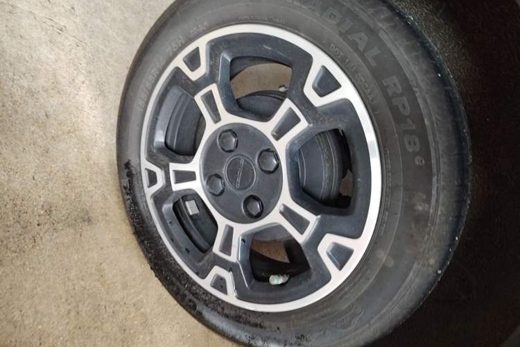 Used Geely Galaxy Panda 2025 210km Panda Rider Right Rear Wheel Hub