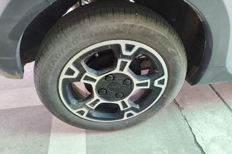 Used Geely Galaxy Panda 2025 210km Panda Rider Right Rear Wheel Hub