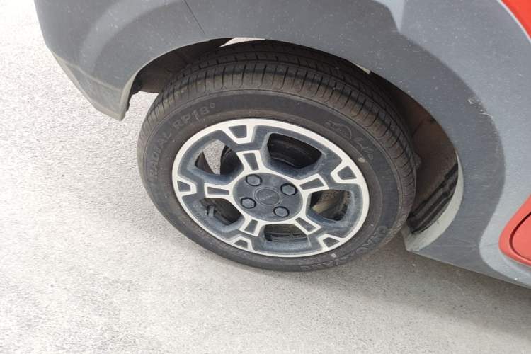 Used Geely Galaxy Panda 2025 210km Panda Kart Right Rear Wheel Hub