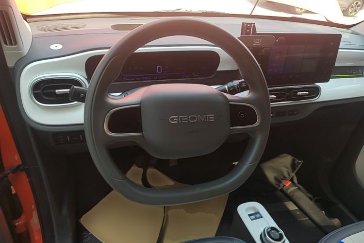 Used Geely Galaxy Panda 2025 210km Panda Rider Steering Wheel