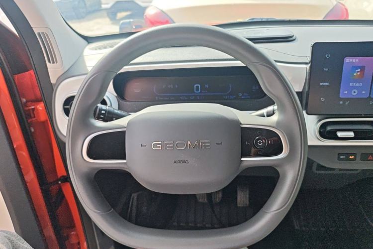 Used Geely Galaxy Panda 2025 210km Panda Rider Steering Wheel