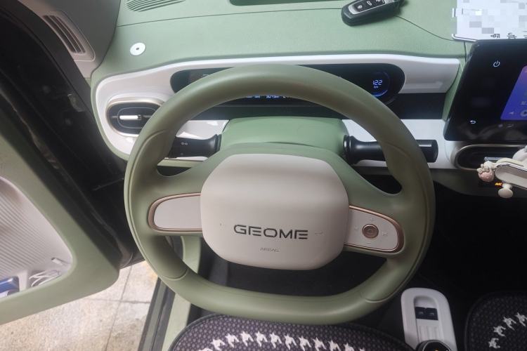 Used Geely Galaxy Panda 2025 210km Panda Rider Steering Wheel