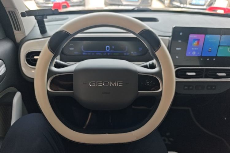 Used Geely Galaxy Panda 2025 210km Panda Rider Steering Wheel