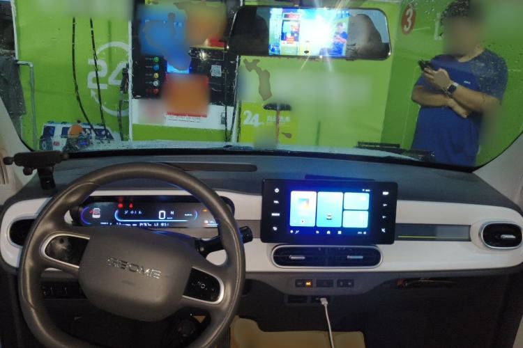 Used Geely Galaxy Panda 2025 210km Panda Kart Center Console