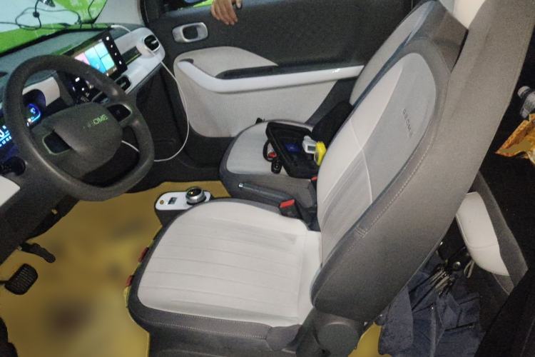 Used Geely Galaxy Panda 2025 210km Panda Kart Left Front Seat