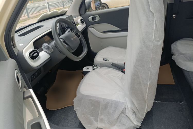 Used Geely Galaxy Panda 2025 210 km – Yuanqi Bear Left Front Seat