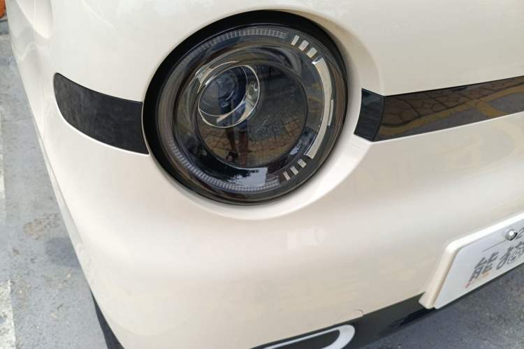 Used Geely Galaxy Panda 2025 210 km – Yuanqi Bear Right Front Headlight