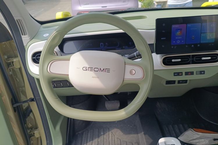 Used Geely Galaxy Panda 2025 210km Panda Rider Steering Wheel