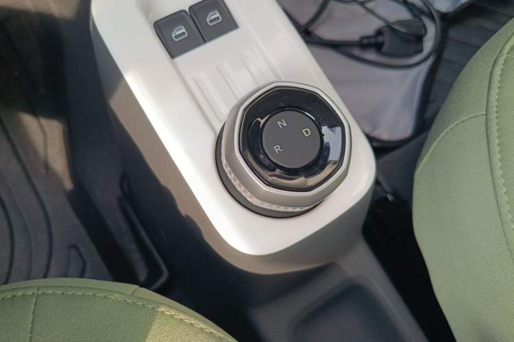 Used Geely Galaxy Panda 2025 210km Panda Rider Vehicle Key