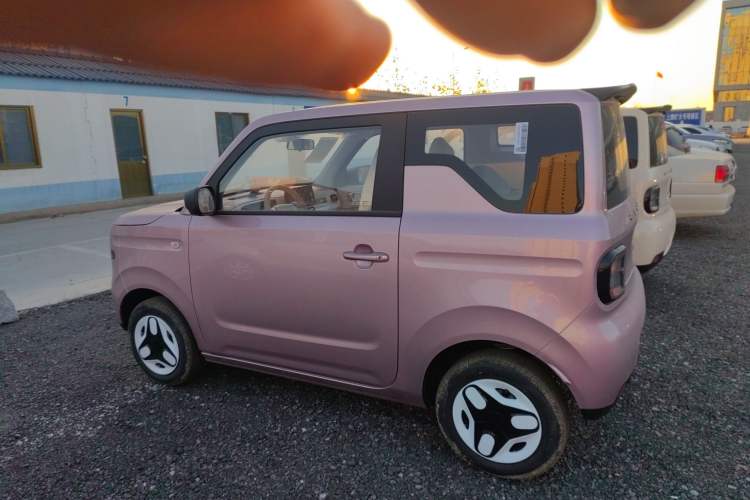 Used Geely Galaxy Panda 2025 210 km – Yuanqi Bear Exterior 3