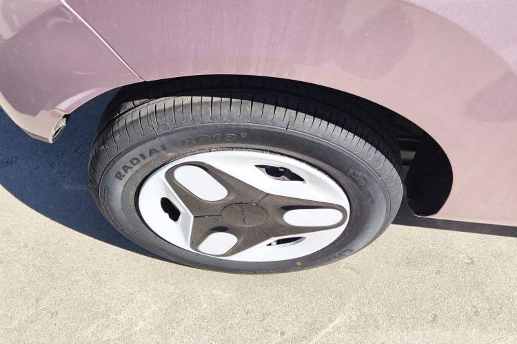 Used Geely Galaxy Panda  Exterior 5