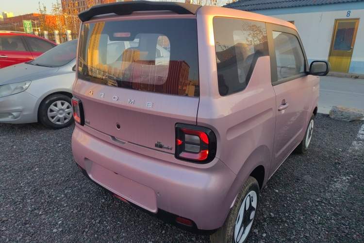 Used Geely Galaxy Panda 2025 210 km – Yuanqi Bear Exterior 5