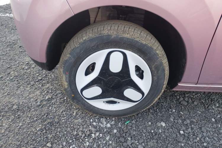 Used Geely Galaxy Panda 2025 210 km – Yuanqi Bear Exterior 7
