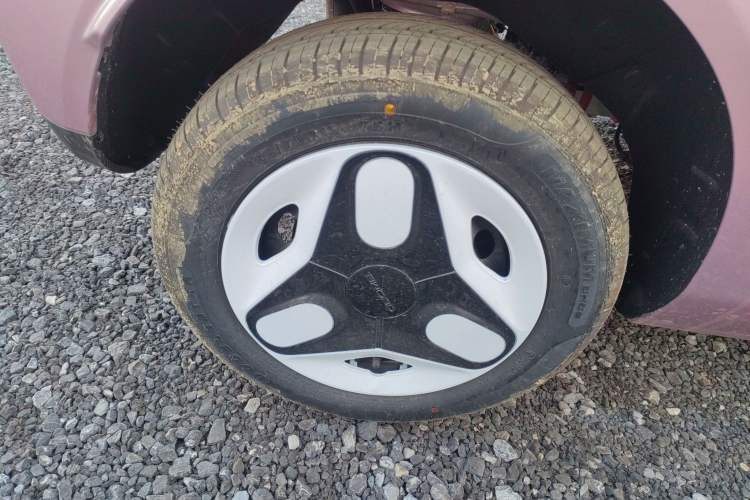 Used Geely Galaxy Panda 2025 210 km – Yuanqi Bear Exterior 8