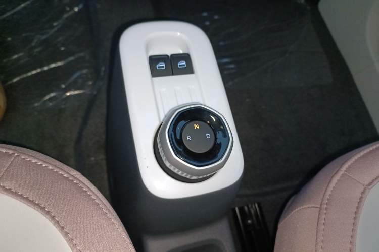 Used Geely Galaxy Panda 2025 210km Panda Kart Gear Lever