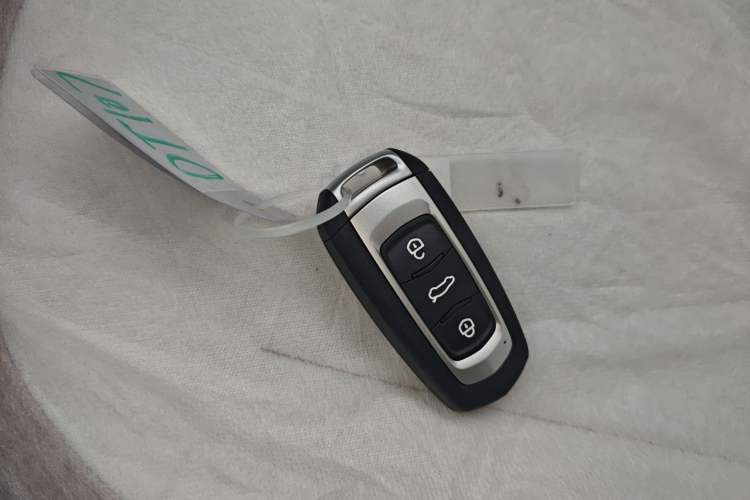 Used Geely Galaxy Panda 2025 210 km – Yuanqi Bear Interior 1