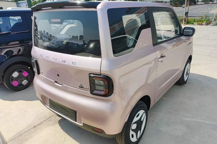 Used Geely Galaxy Panda 2025 210 km – Yuanqi Bear Rear Right 45 Deg