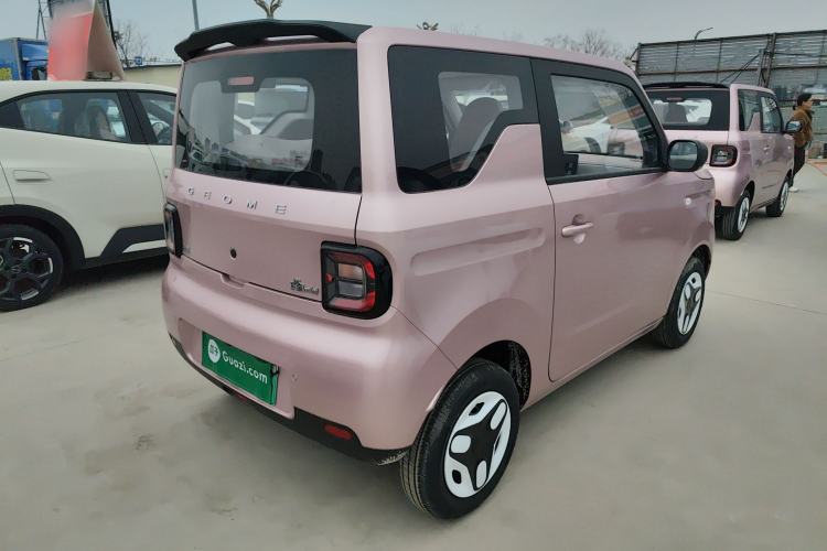 Used Geely Galaxy Panda 2025 210 km – Yuanqi Bear Rear Right 45 Deg