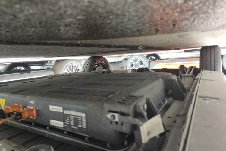 Used Geely Galaxy Panda 2025 210km Panda Kart Chassis Front Right
