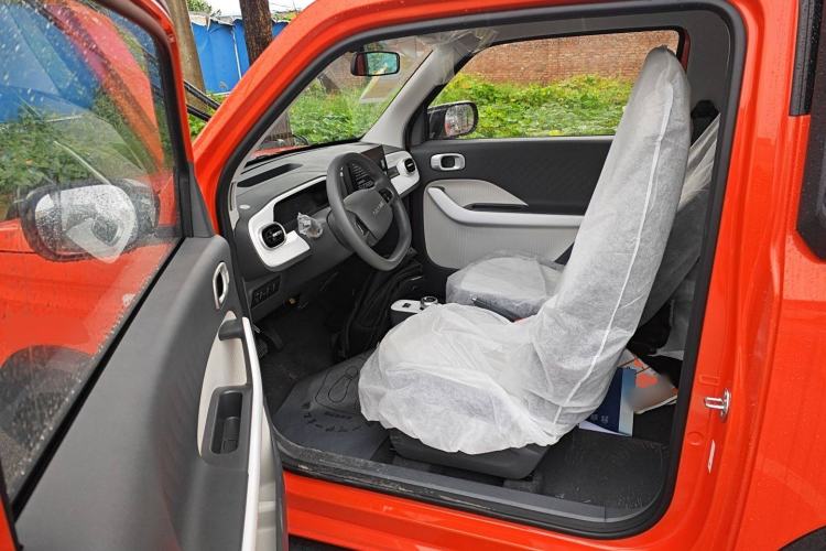 Used Geely Galaxy Panda 2025 210km Panda Rider Driver Seat