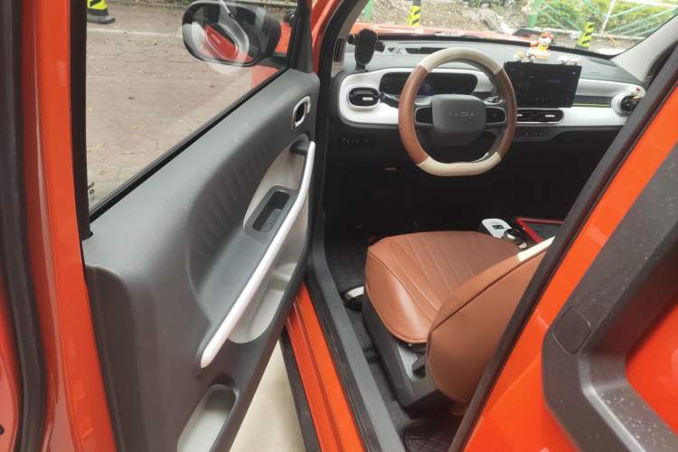 Used Geely Galaxy Panda 2025 210km Panda Rider Driver Seat
